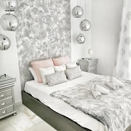 Exclusivo Puerto Marina Planb4all Lejlighed Benalmádena