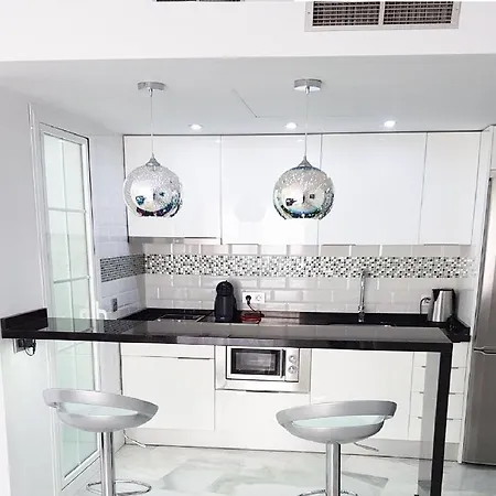 Exclusivo Puerto Marina Planb4all